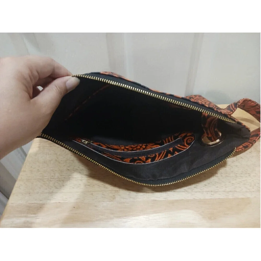 Clutch Bag In Reddish Brown